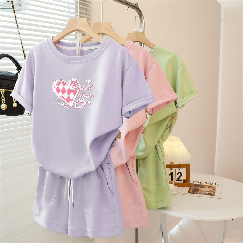 Girls' fashion set, short-sleeve top and shorts--Love